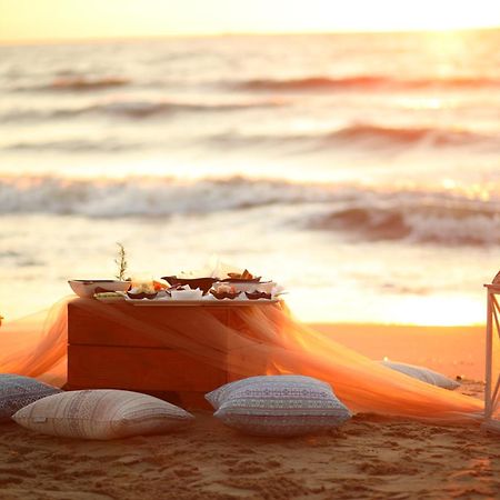 Marbella Beach Hotel Голем Экстерьер фото