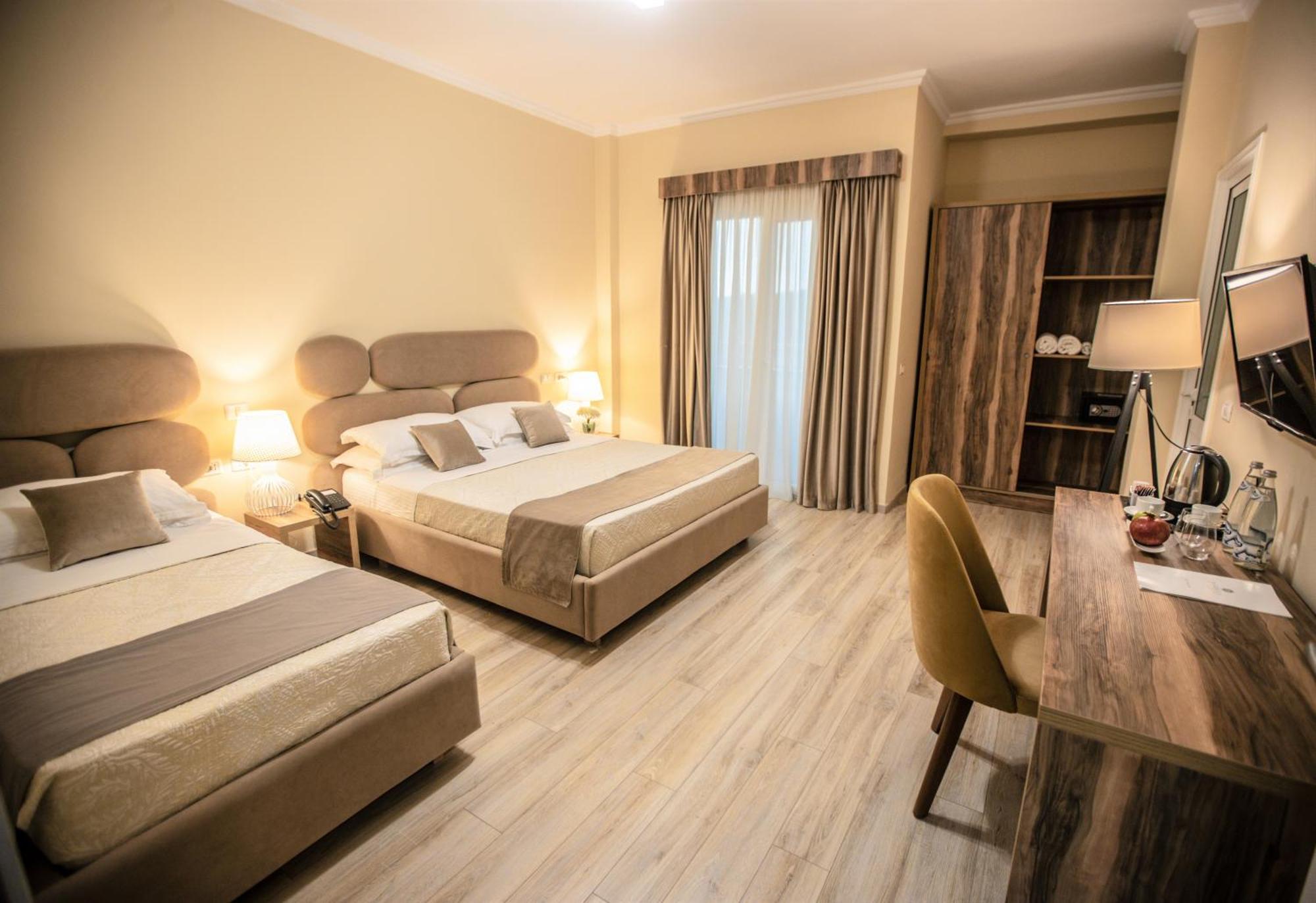 Marbella Beach Hotel Голем Экстерьер фото